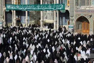 اقامه نماز عید فطر در حرم حضرت معصومه (س)