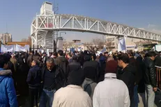 تجمع جمعی از سپرده گذاران تعاونی ولیعصر (عج) مقابل مجلس