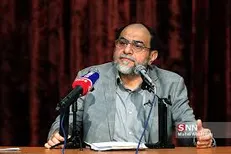 ازغدی: ترامپ، تمام زشتی‌های آمریکا را به روی آب آورد