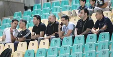 حاشیه بازی هوادار و تراکتور| از حضور نکونام و ۲ مربی استقلال تا آرامش دادن خلیل‌زاده به فکری