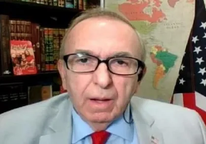 مشاور ترامپ: &laquo;الکاظمی&raquo; اجازه خروج ارتش آمریکا از عراق را نخواهد داد
