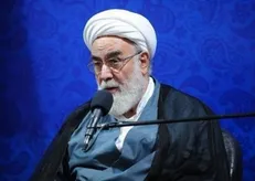 زمین‌هایی که رژیم پهلوی به زور از مردم گرفته بود، به آن‌ها بازگردانده می‌شود