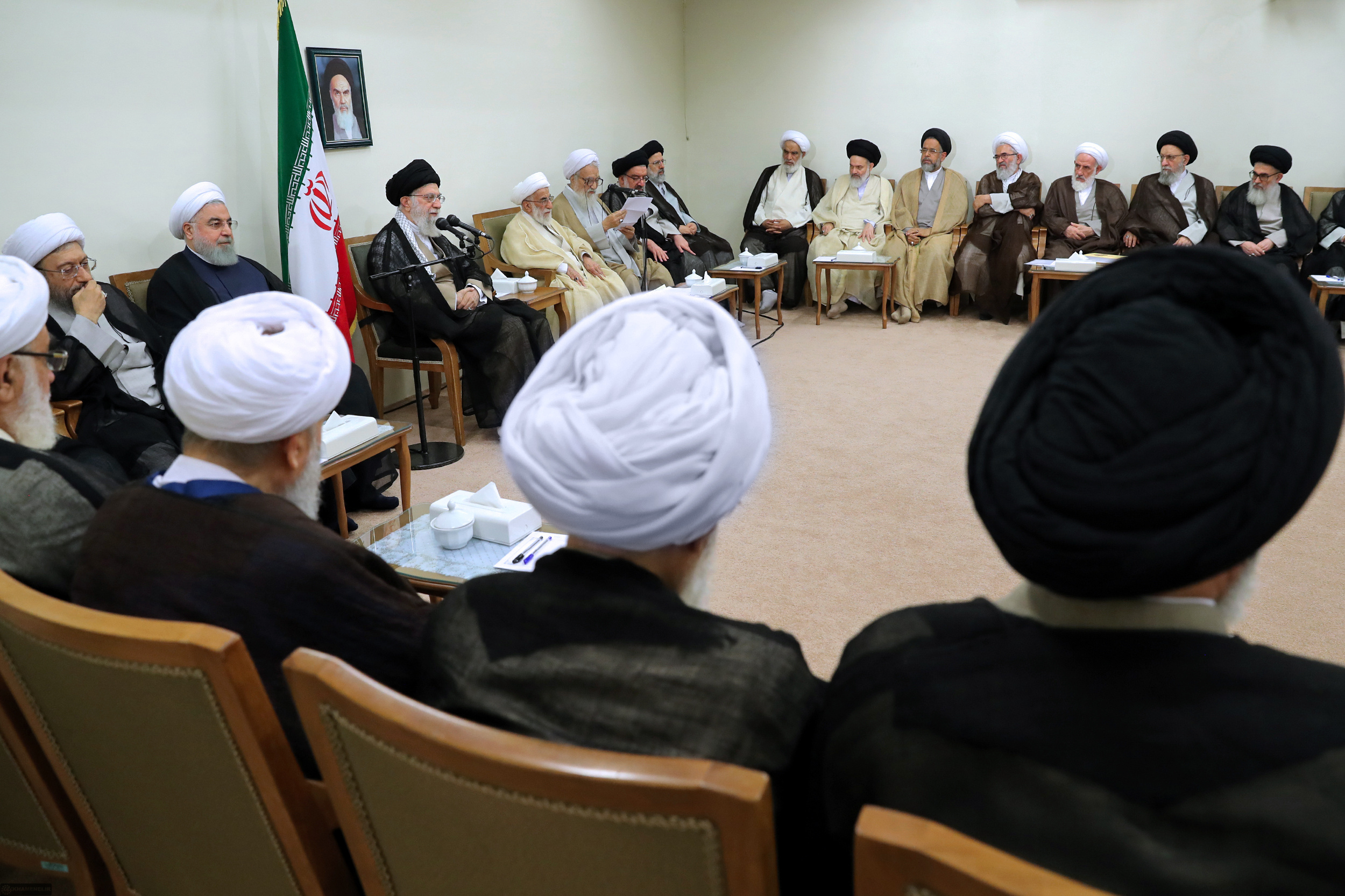 امام خامنه ای