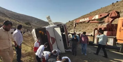 تسلیت رئیس مجلس در پی درگذشت ۲ خبرنگار در حادثه واژگونی اتوبوس