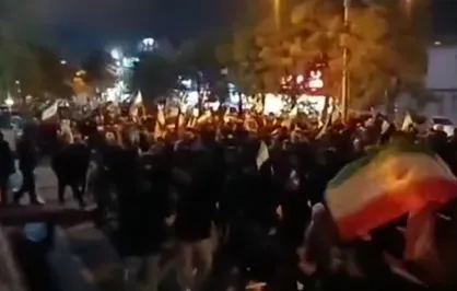 تجدید پیمان مردم محله شهران شمالی با آرمان&zwnj;های انقلاب اسلامی در دوازدهین شب تجمعات شبانه
