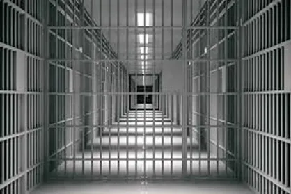 بازداشت و انتقال به زندان محکوم امنیتی بدلیل عدم معرفی خود به زندان پس از پایان مرخصی/ مرخصی نامبرده روز یکشنبه پایان یافته بود/ خروج محکوم&zwnj;علیه از تهران و سفر به یکی از شهر&zwnj;های شمالی کشور