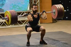 کیانوش رستمی قهرمان دسته ۹۶ کیلوگرم شد/ سهراب مرادی وزنه نزد