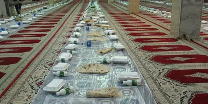 مددجویان از سفره&zwnj;های افطار و سبد ارزاق رمضان بهره&zwnj;مند می&zwnj;شوند