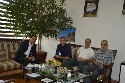 دیدار مهدوی&zwnj;کیا و کاپیتان پرسپولیس با مدیرکل ورزش تهران