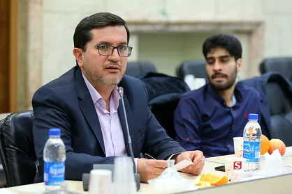 نصیری: دانشجویان بسیجی برای شناسایی افراد مشکوک به کرونا به کمک وزارت بهداشت بیایند