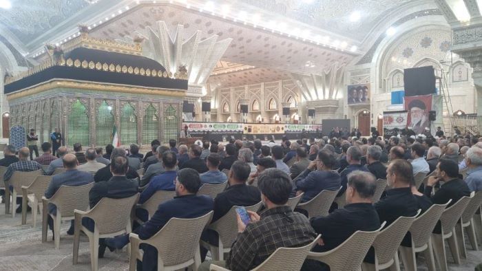 تجدید پیمان وزیر و کارکنان جهادکشاورزی با آرمانهای امام راحل تجدید پیمان وزیر و کارکنان جهادکشاورزی با آرمانهای امام راحل