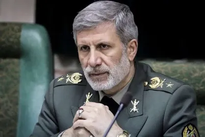 فرمانده کل ارتش: تا آخرین نفس از تمامیت ارضی ایران محافظت می&zwnj;کنیم