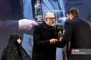 اختتامیه دهمین جشنواره مردمی فیلم عمار