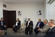 وزیر رفاه به وضعیت ۱۰ هزار نفر حاشیه نشین شهر کرمان توجه کند