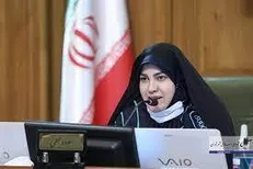 ابراز ارادت عضو کُرد هیات رئیسه شورای شهر خطاب به رهبرانقلاب: گیانم آقا؛ خُم منالم و دام و خشگیم فدای یه تارگیست