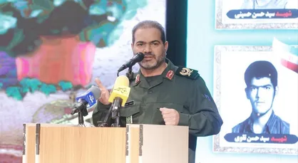 سردار خرسند: شهدای زرهی در آهن تفتیده تانک جنگیدند تا خط ولایت حفظ شود&nbsp;