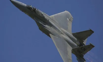 &laquo;اف ۱۵&raquo; آمریکا در دریای شمال سقوط کرد