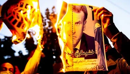 نامه ۱۰۰۰ استاد ایرانی به همتایان فرانسوی| نظاره&zwnj;گر عقبۀ منفعلِ سیاست&zwnj;مدارانِ بی&zwnj;اخلاق و منفعت&zwnj;جو نباشید