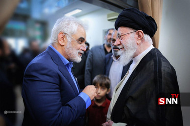 تصویری از دیدار شهید طهرانچی با رهبر شهید انقلاب