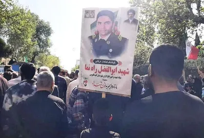 شهید ۲۷ ساله نیروی دریایی ارتش در گنبدکاووس تشييع شد