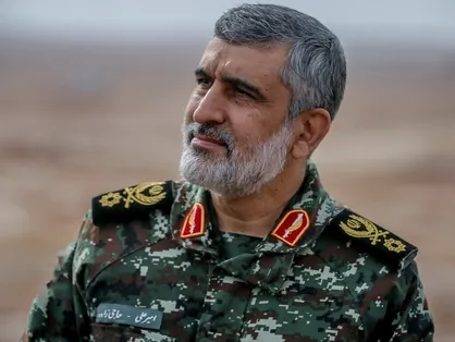 تصاویر منتشرنشده از سخنان شهید حاجی&zwnj;زاده در منزل پدر موشکیِ ایران