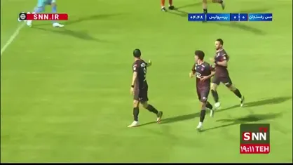 گل اول پرسپولیس به مس رفسنجان توسط علی علیپور در دقیقه ۵
