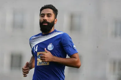 فرشید باقری به جای عذرخواهی، هواداران استقلال را جیره&zwnj;خوار خواند! +عکس