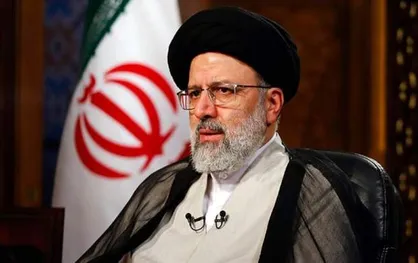 حضور رئیس قوه قضاییه در منزل شهید سردار سرتیپ پاسدار حسین جعفری نیا