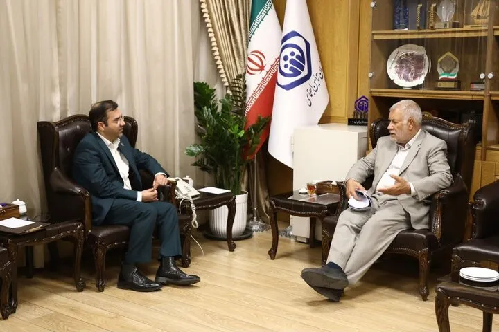نماینده کرمان خواستار پرداخت به موقع مطالبات داروخانه‌ها از سوی تامین اجتماعی شد