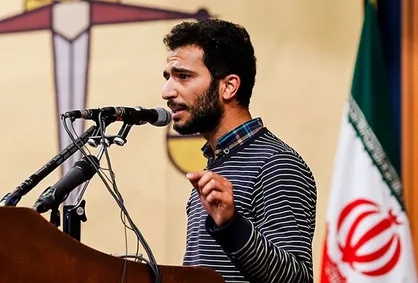 صحبت&zwnj;های دبیر مجمع دانشجویان عدالتخواه دانشگاه تهران مقابل حجت الاسلام رئیسی