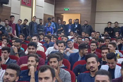 تریبون آزاد دانشجویی در دانشگاه آزاد آبادان برگزار شد+ تصاویر