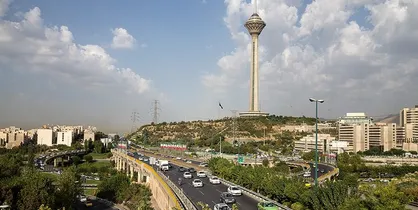 مخالفت صاحب&zwnj;نظران و مسئولان ۴ وزارتخانه با انتقال پایتخت/رئیس جمهور خواستار انتقال پایتخت از تهران است