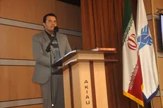 دانشگاه باید نقش خود را در توسعه فعالیت‌های اقتصادی و اجتماعی حفظ کند