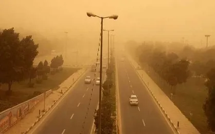 احتمال طوفان موقت در تهران/ خیزش گرد و خاک در استان پیش بینی می&zwnj;شود