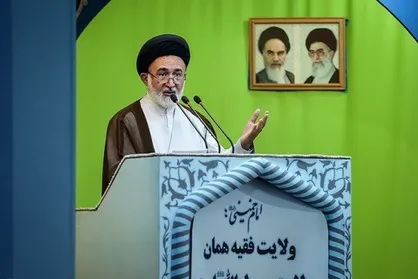 اختلافات سیاسی نباید حج را تعطیل کند/ لزوم بهره بردن از ظرفیت حج برای رفع مشکلات مسلمانان