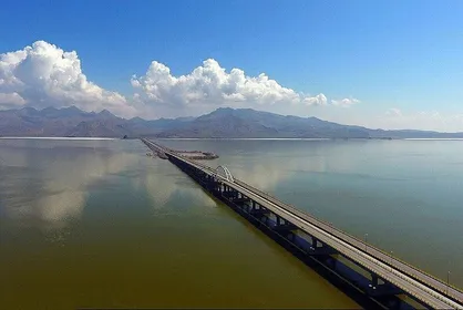 کاهش ۳۳ سانتی متری تراز سطح آب دریاچه ارومیه