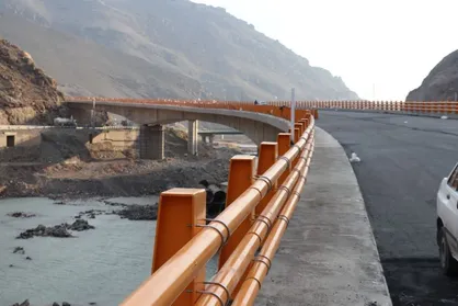 آزاد راه قزوین-رشت بزودی تکمیل و بهره برداری می شود