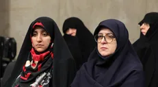 حضور «فاطمه مهاجرانی» و «زهرا بهروز آذر» در دیدار بانوان با رهبر انقلاب+عکس
