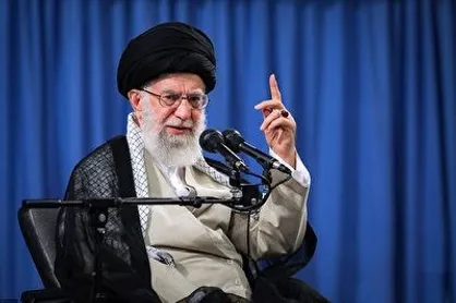 رهبر انقلاب: هر روز که می&zwnj;گذرد اهمیت نقش جوانان در پیشرفت کشور و تضمین آینده آن بیشتر آشکار می&zwnj;شود