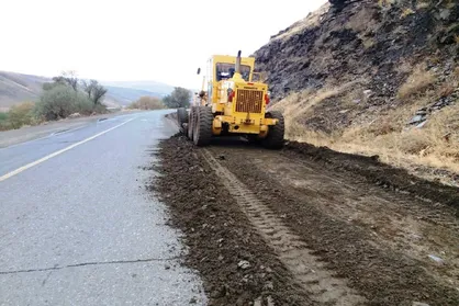 تسطیح حدود ۱۰۰ کیلومتر از راه&zwnj;های روستایی در اسلامشهر انجام شد