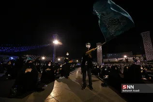 عزاداری شب دوم محرم در میدان امام حسین (ع)