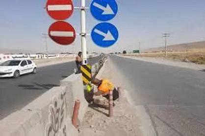 نصب هشت هزار و ۶۰۰ تابلو و علائم ایمنی در راه&zwnj;های استان همدان