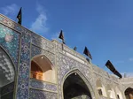 حرم مطهر حضرت معصومه سلام‌الله‌علیها در آستانه سالروز شهادت امام کاظم علیه‌السلام پدر بزرگوار حضرت معصومه سلام الله علیها با نصب بیرق‌ها و شال‌های عزا سیاهپوش شد.
