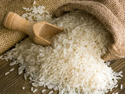توزیع برنج با نرخ مصوب در کشور برای کنترل بازار