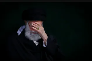 محرم‌نامه رهبر شهید (۲)؛ عاشورا؛ قله فداکاری و ضامن بقای اسلام / واکاوی نقش بی‌بدیل حماسه حسینی در بیداری وجدان تاریخ