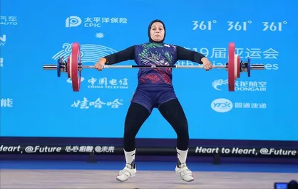 رکوردشکنی دختر وزنه بردار ایرانی
