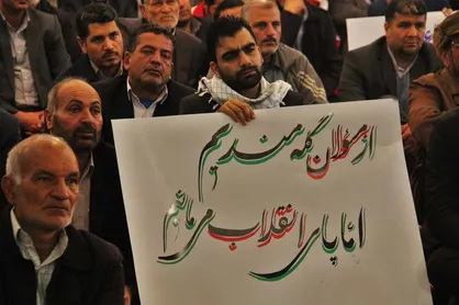 گزارش مسئولان به مردم باعث برداشتن شکاف بین آن&zwnj;ها می&zwnj;شود