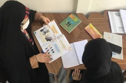 ارائه خدمات اجتماعی و آموزشی به فرزندان خانواده&zwnj;های آسیب دیده در منطقه ۱۳