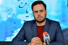 خواننده آثار انقلابی برای «قدس» می‌خواند