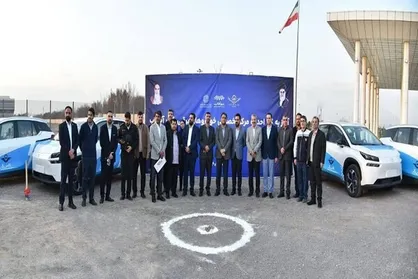 کلنگ&zwnj;زنی احداث مرکز تخصصی خودروهای برقی تهران در شهر آفتاب